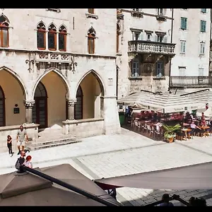 Old Square , Split Croacia